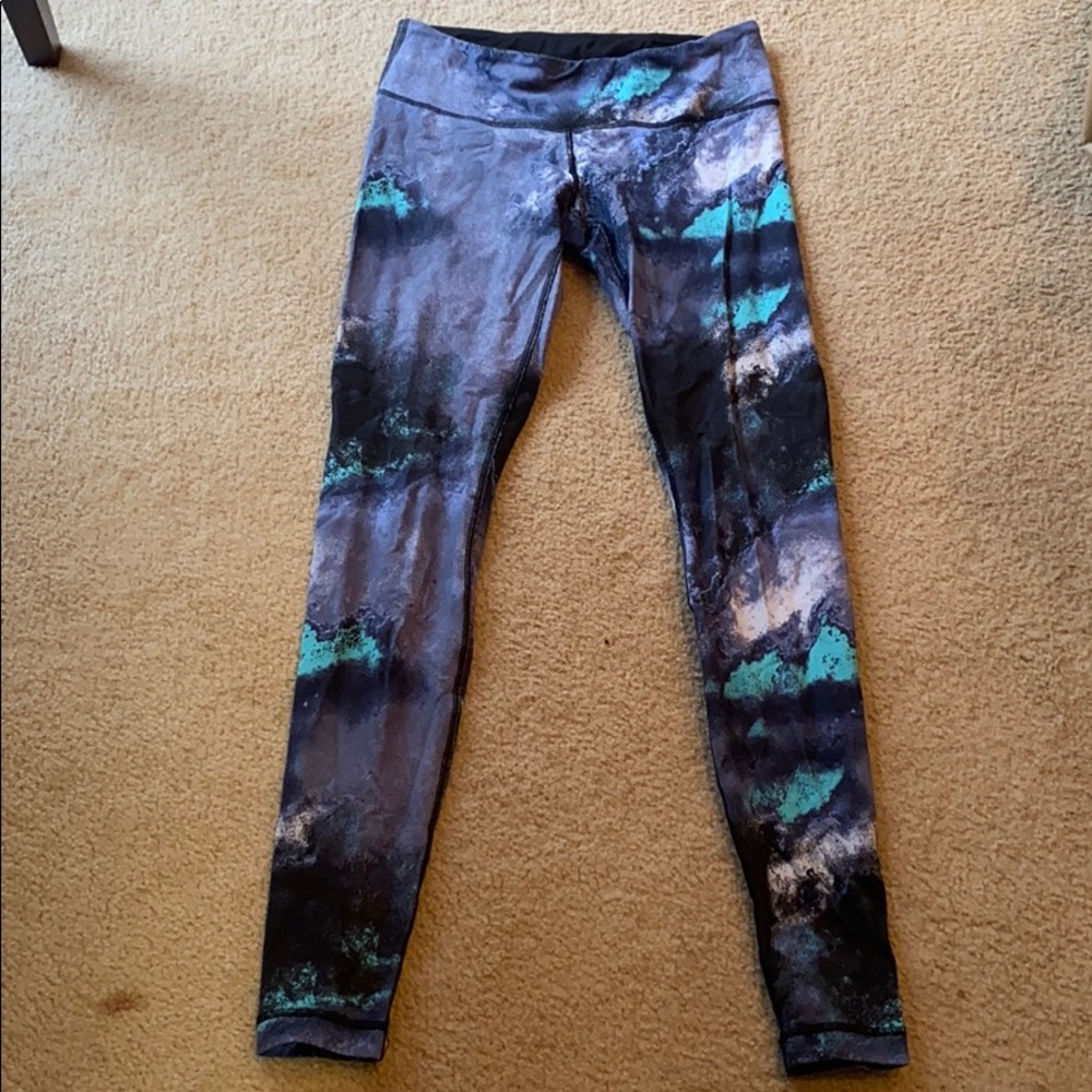 Lululemon Galaxy Leggings 6